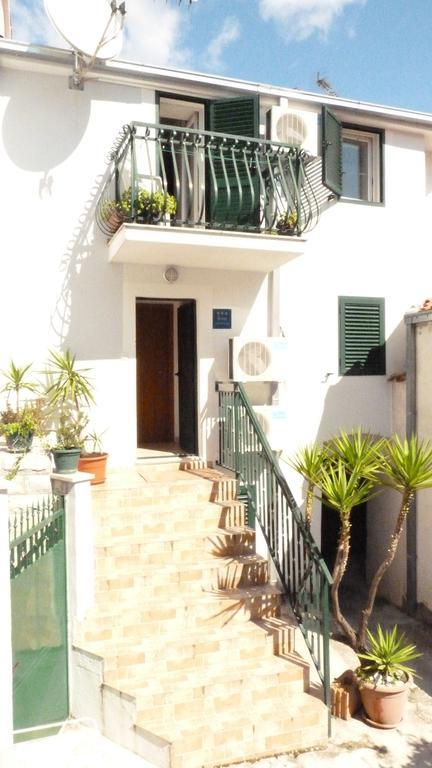 Casa con 4 camere da letto