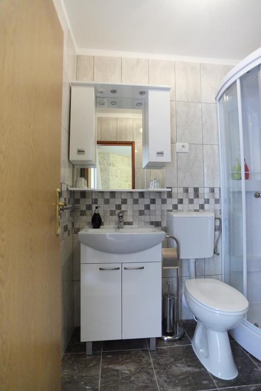 Deluxe Double Room,126806571:JPEG