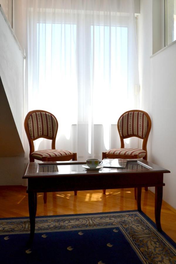 Deluxe Double Room with Balcony and Sea View,1479703184:JPEG