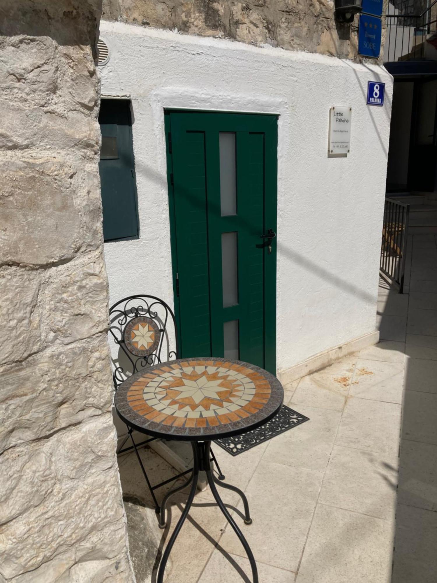 Single Room,1592907289:JPEG