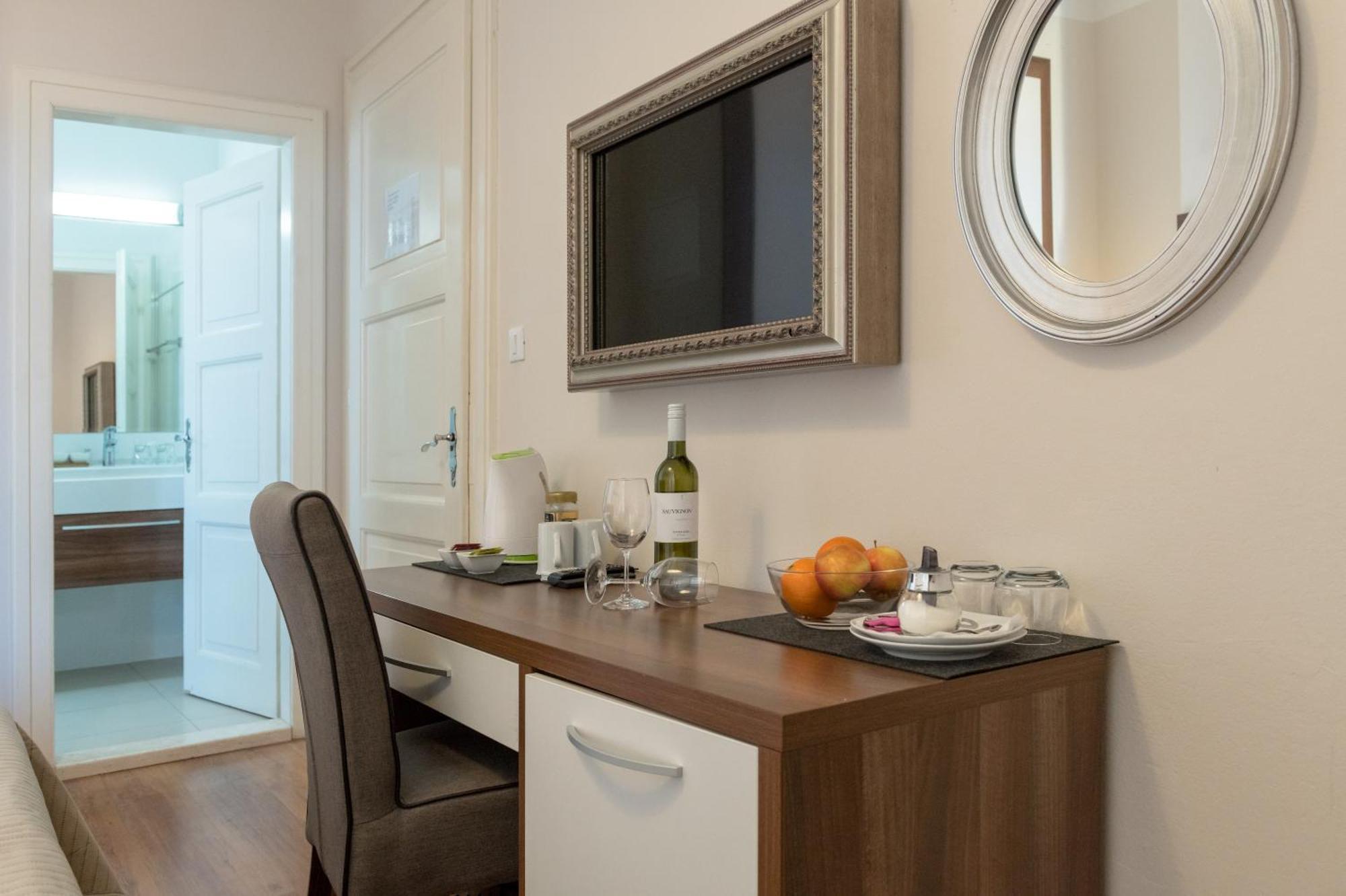 Deluxe Double Room,1649029820:JPEG