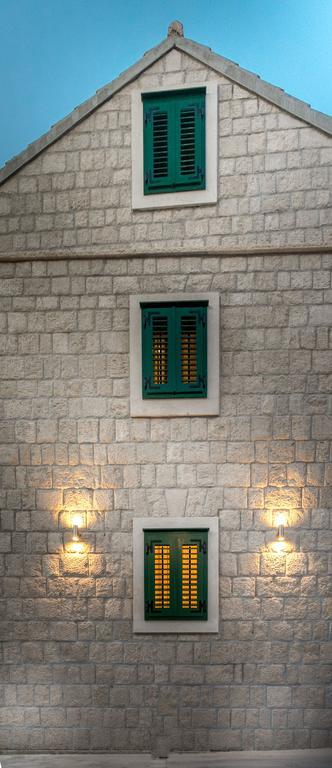 Studio Apartment,185579598:JPEG