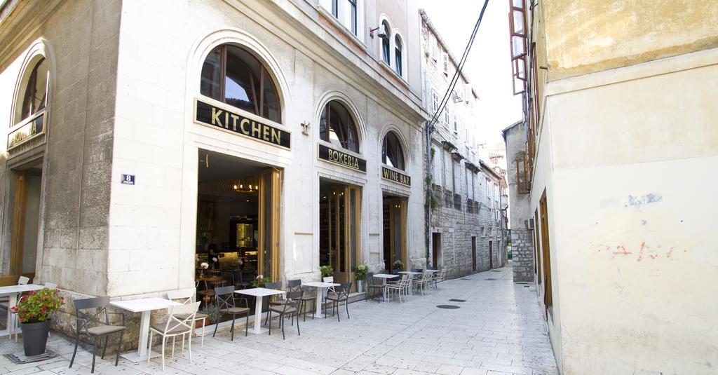 Studio Apartment,195065389:JPEG