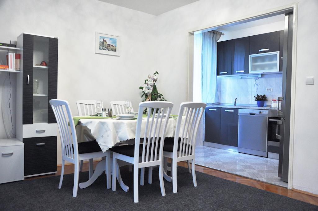 Appartamento con 2 Camere da Letto