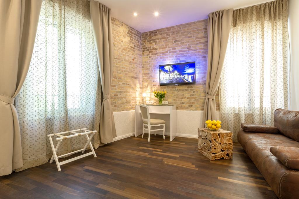 Deluxe Doppelzimmer mit Zustellbett