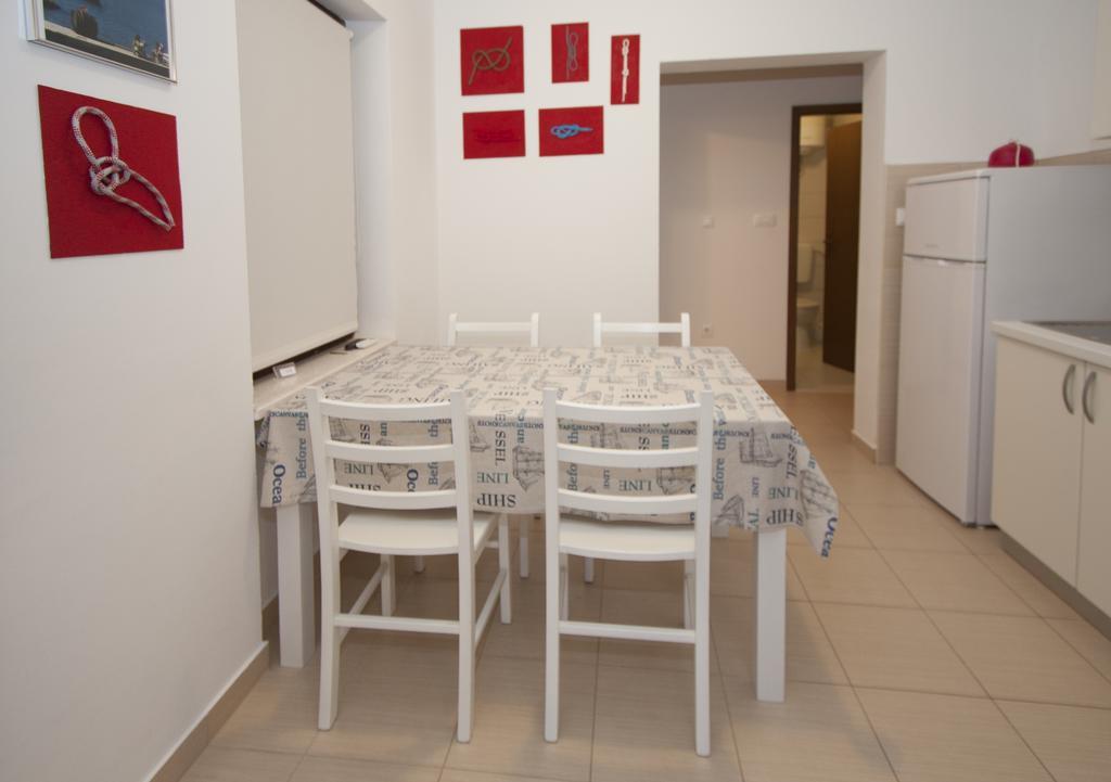 One-Bedroom Apartment with Terrace and Sea View,67907762:JPEG