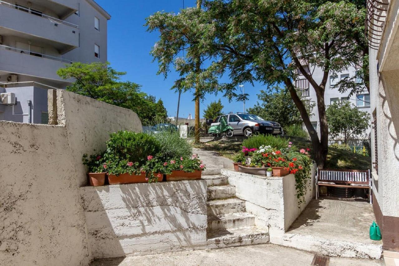 One Bedroom Apartment with Terrace and Garden View