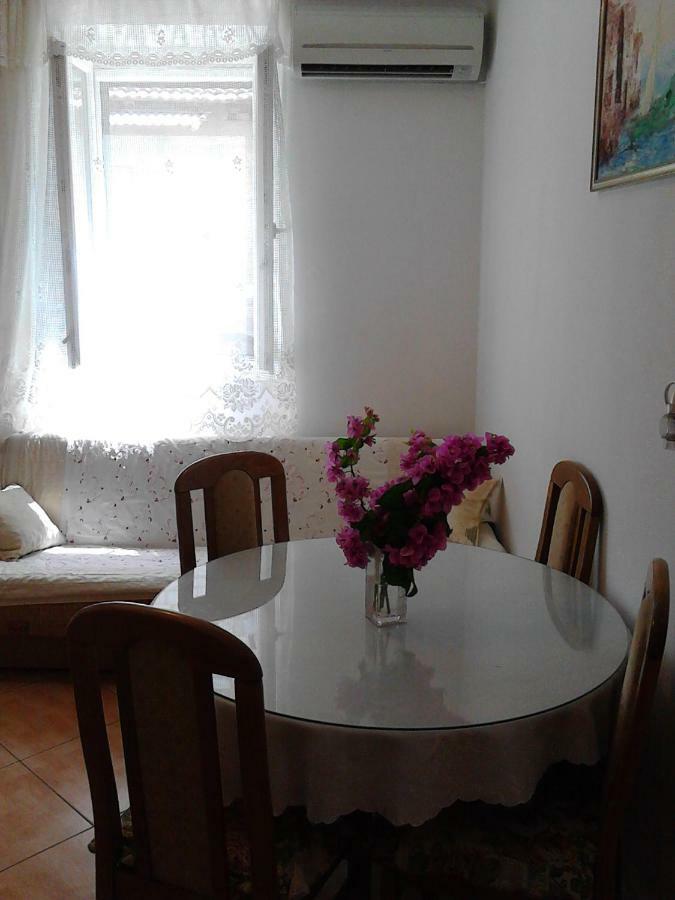 Apartment,851901650:JPEG