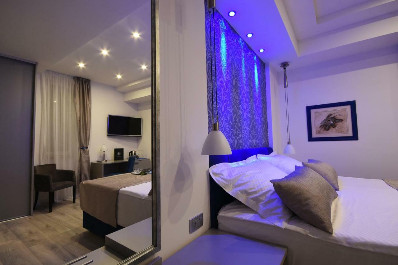 Deluxe Zimmer mit Kingsize-Bett