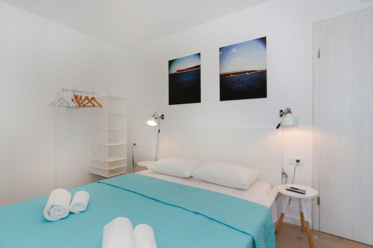 Apartamento con balcón