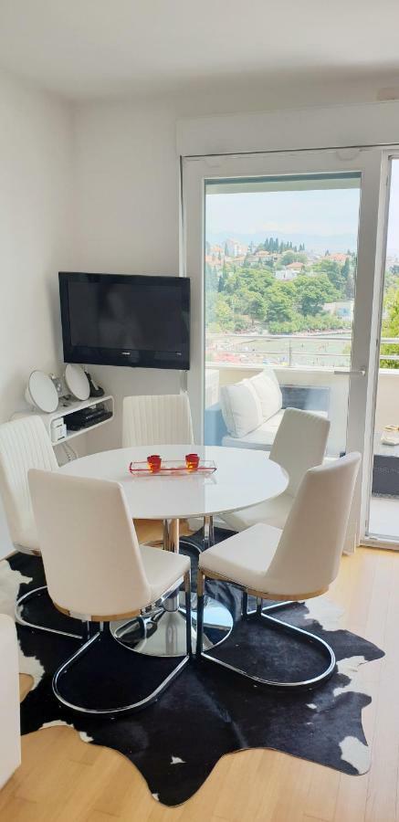Apartment mit Meerblick