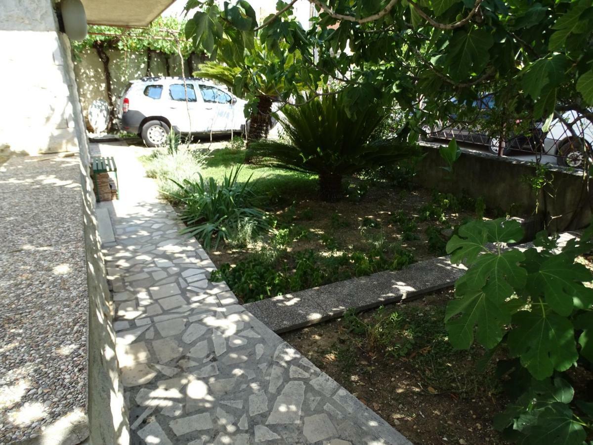 Apartment,861681338:JPEG