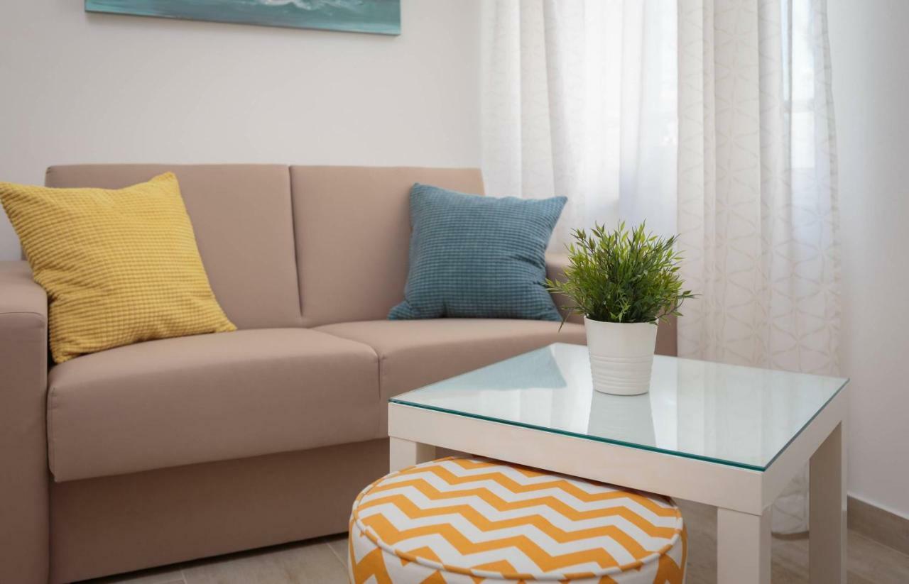Two-Bedroom Apartment,862101431:JPEG