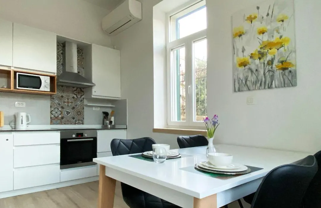 Studio Apt Orchard On Rokova St - 5 Min Walk To The Old Town Of Split-1