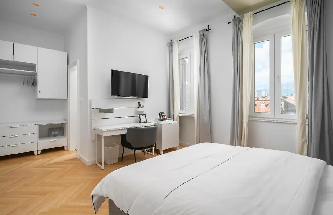 Grey Pearl Rooms-1