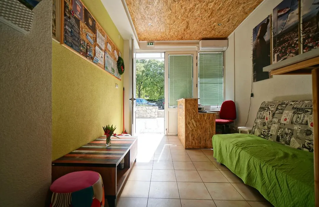 Oasis Hostel-1
