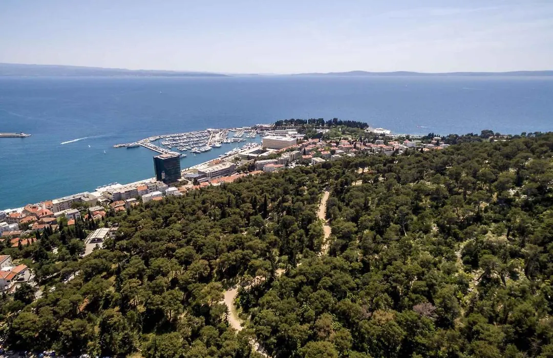 Holiday Home In Split/Split Riviera 27675-1