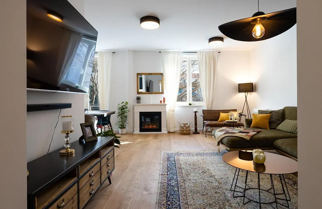Aurelia Residence-1