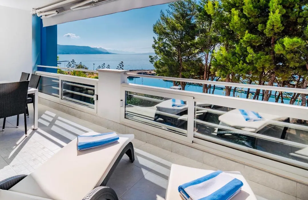 Hermosa Luxury Apartment-1