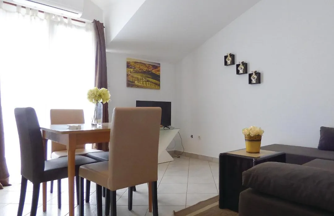 One-Bedroom Apartment In Split-1
