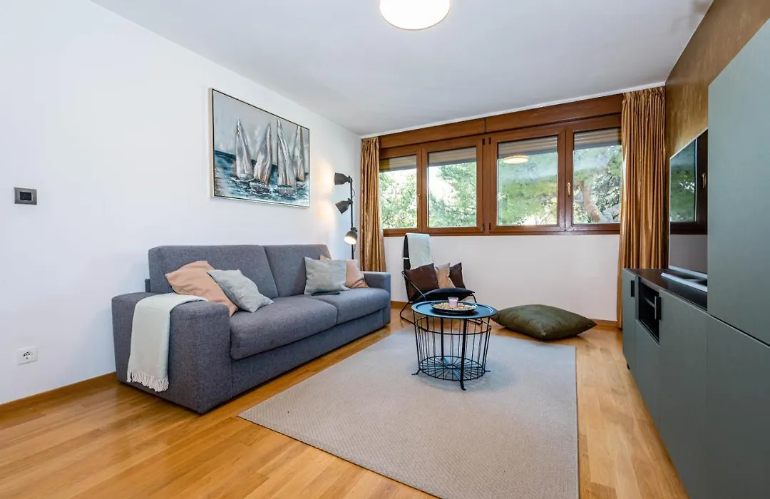Luxury Apartment Ariston-1