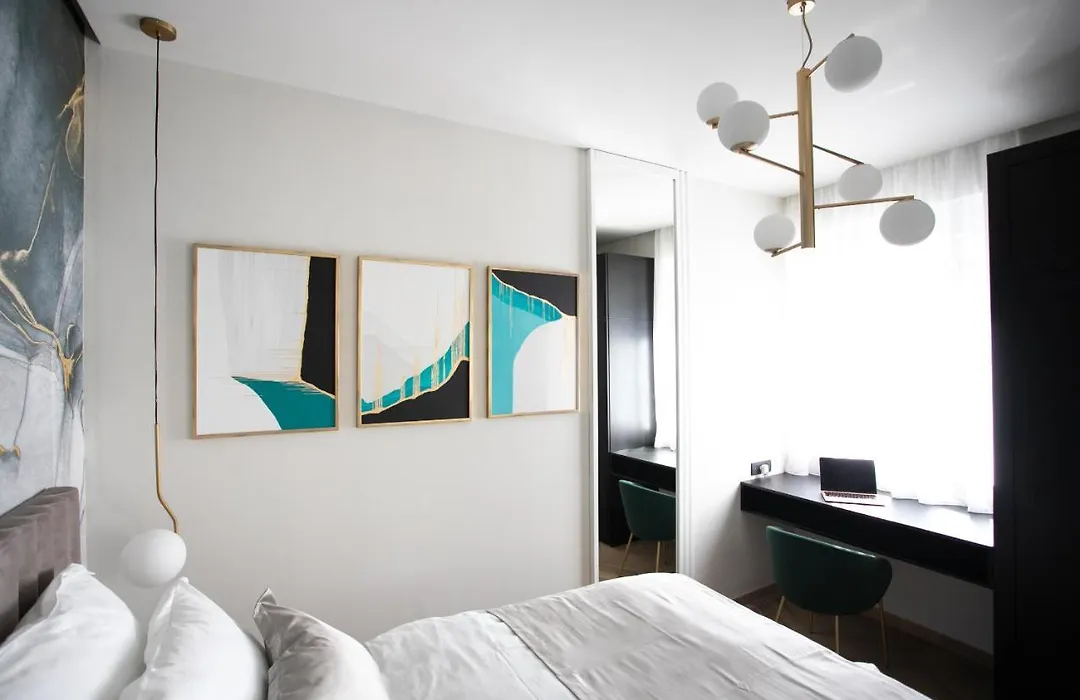 Prestigious Downtown Apartment-1