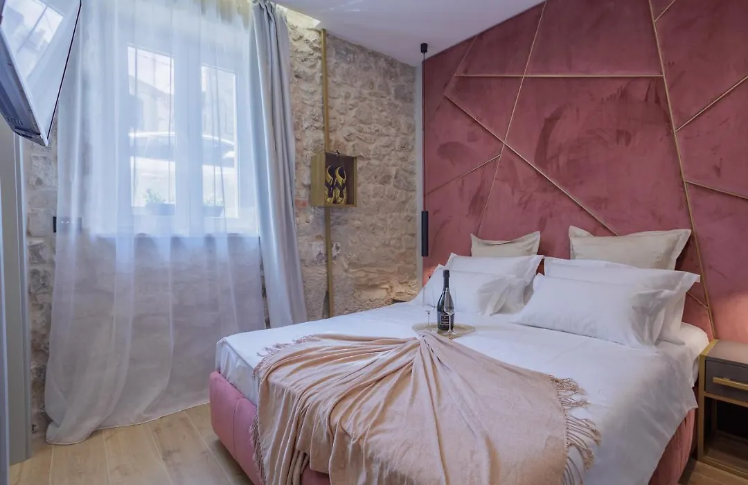 Heritage Rooms Split Olympic Dream-1