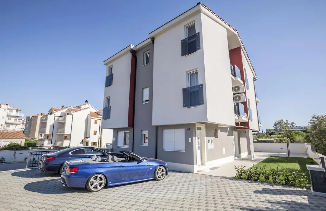 Luxury Villa With A Swimming Pool Stobrec, Split - 14700-1