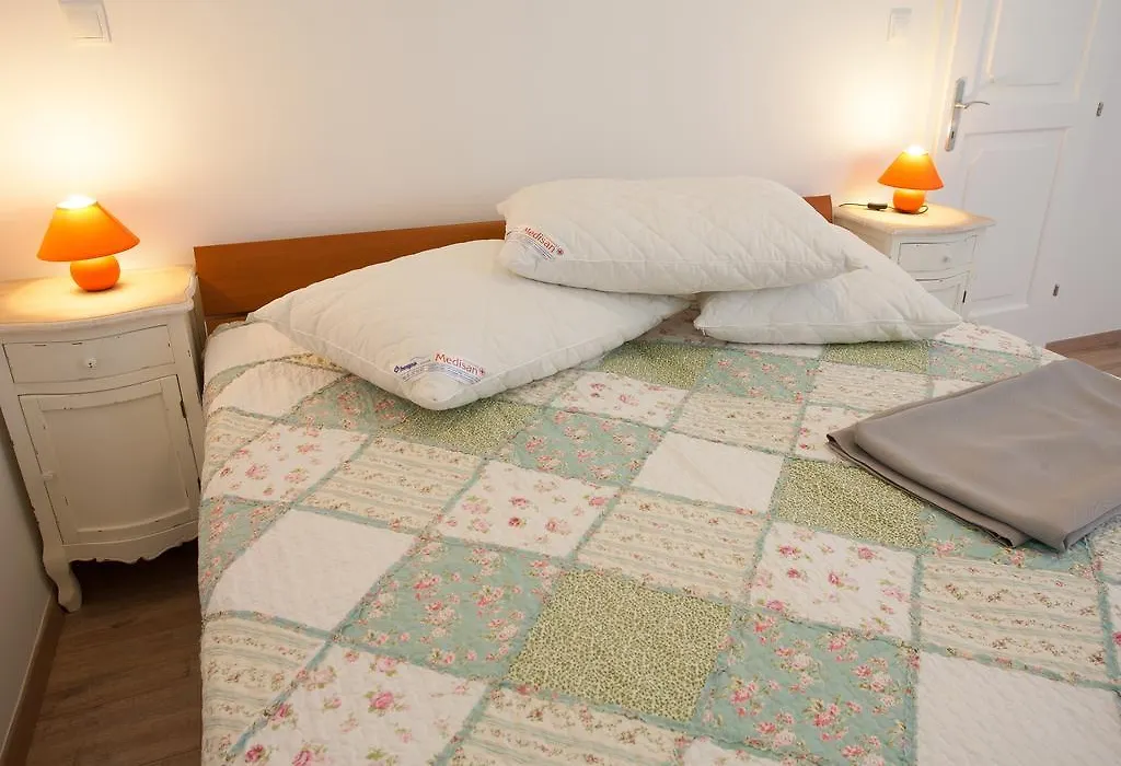 Rooms Split Pezelj-1