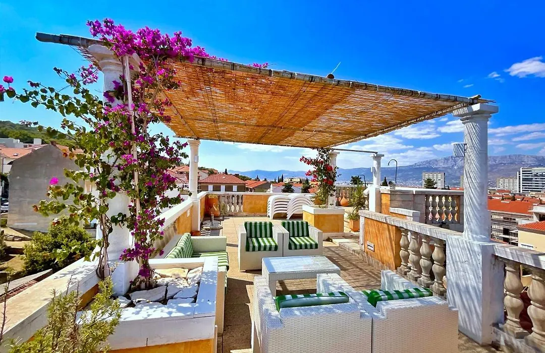 Villa Marjan - 3 Bdr, 3 Bath, Parking-1