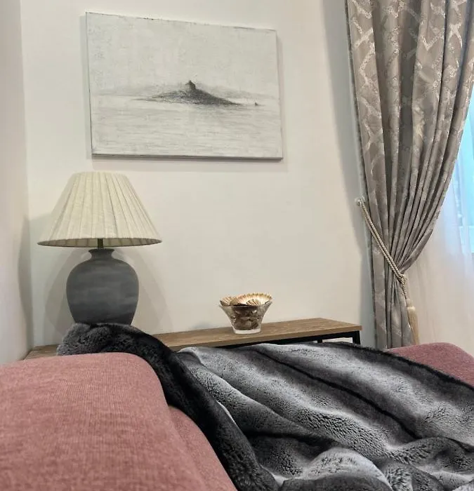 Apartment In The City Center-1