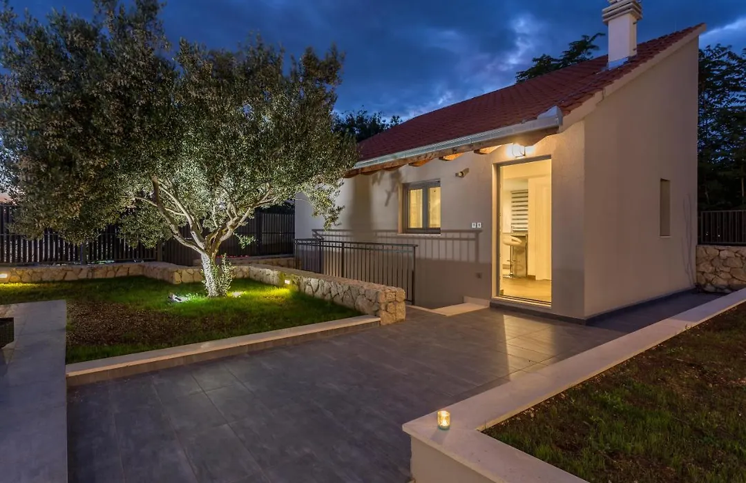 Luxury Villa Sarina With Pool In Split Center-1