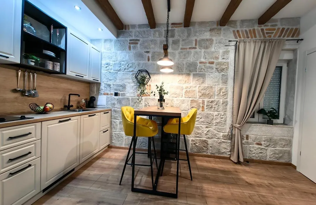 Lana Luxury Apartments- City Center Split-1
