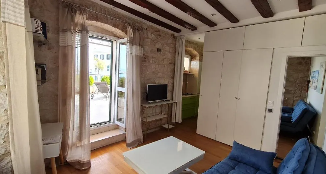 Augustea Terrace-1
