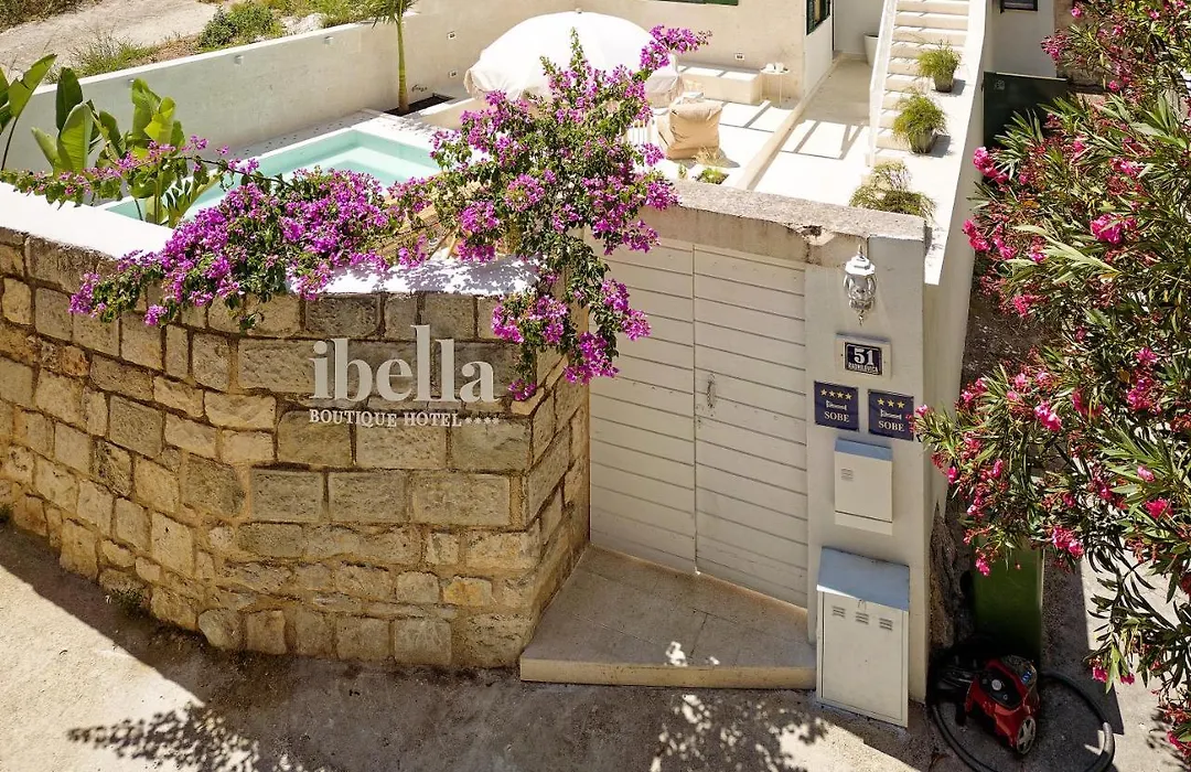 Ibella Luxury Roomss-1
