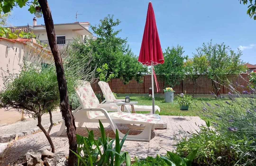 Apartment Taja, Cijela Kuca I Vrt Samo Za Vas-1
