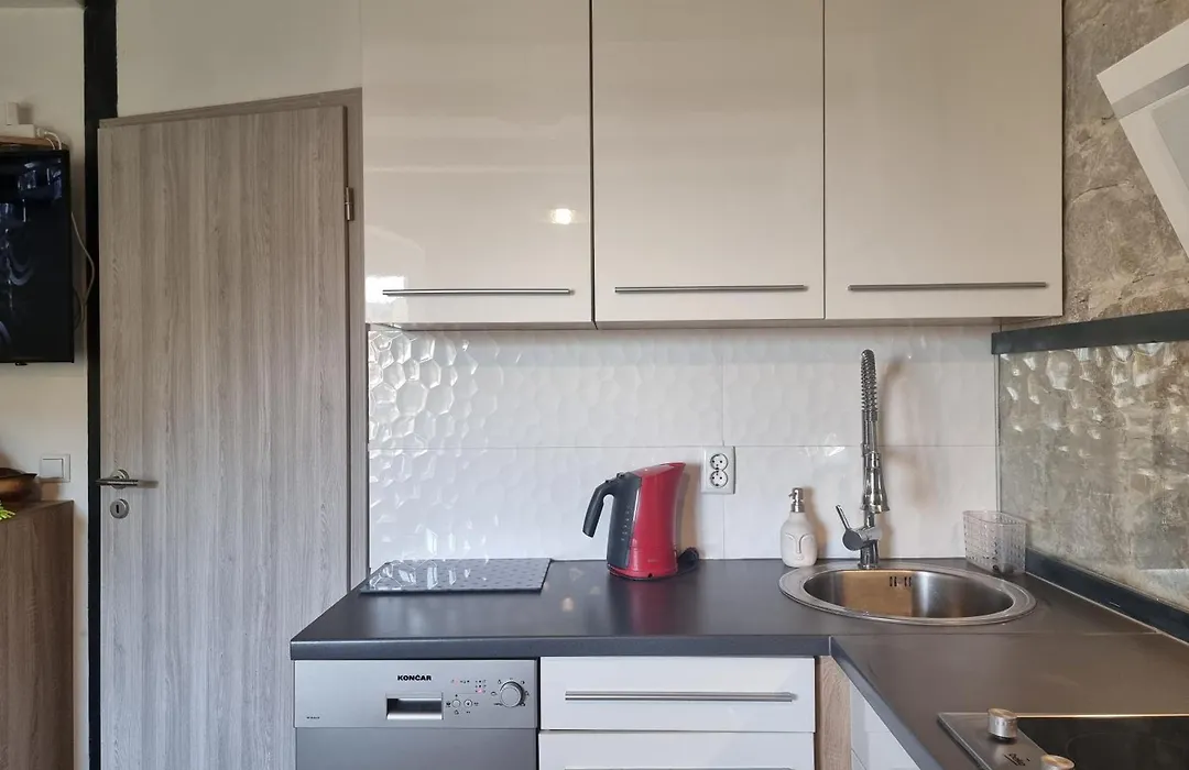 Heritage Apartments Trumbic-1