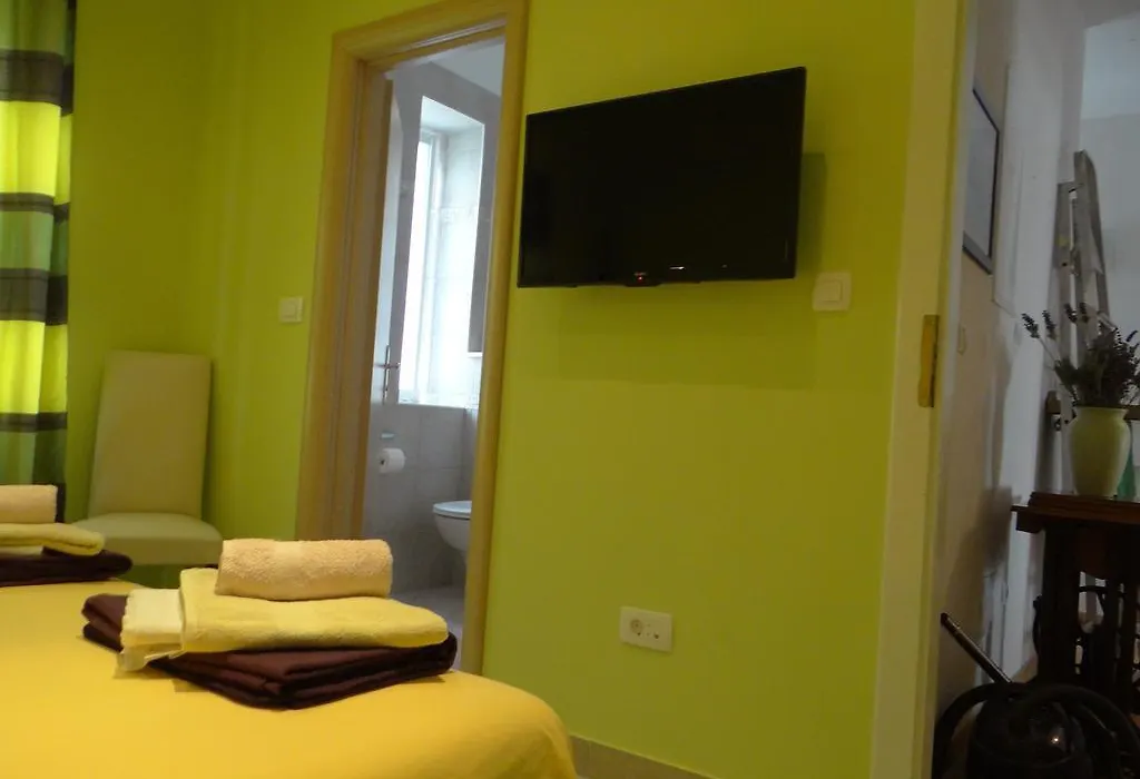 Rooms Stella-1
