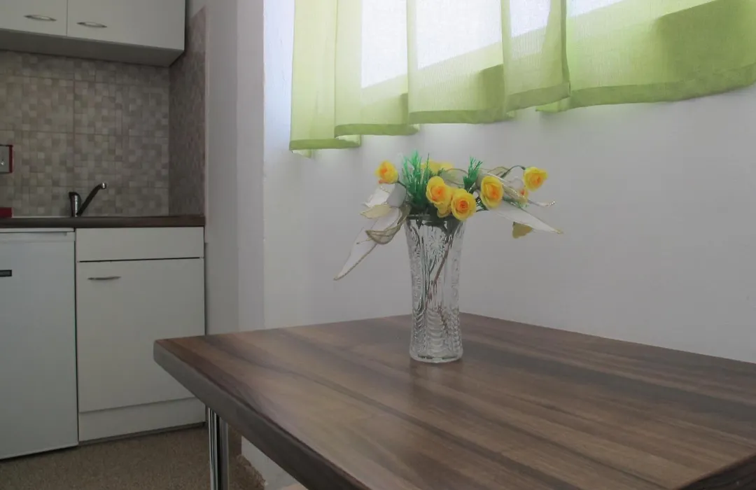 Rooms And Apartment Stambuk II-1