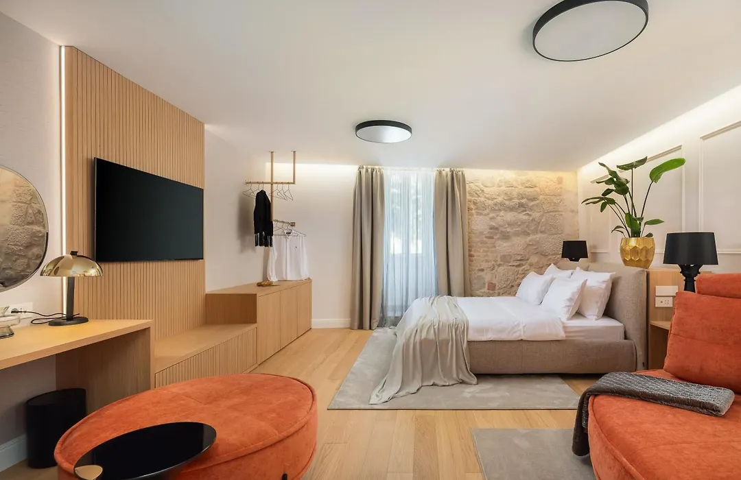 Golden Gate Luxury Rooms - Unique Unesco Location-1