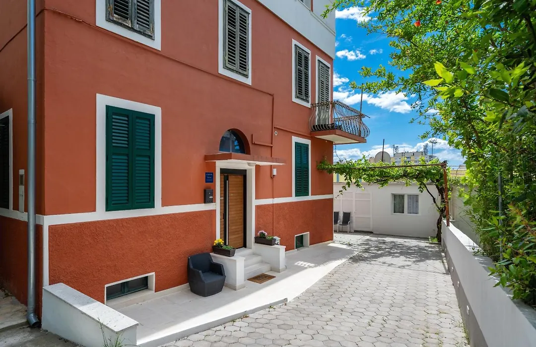 Premium Apartment Alba Rosa-1