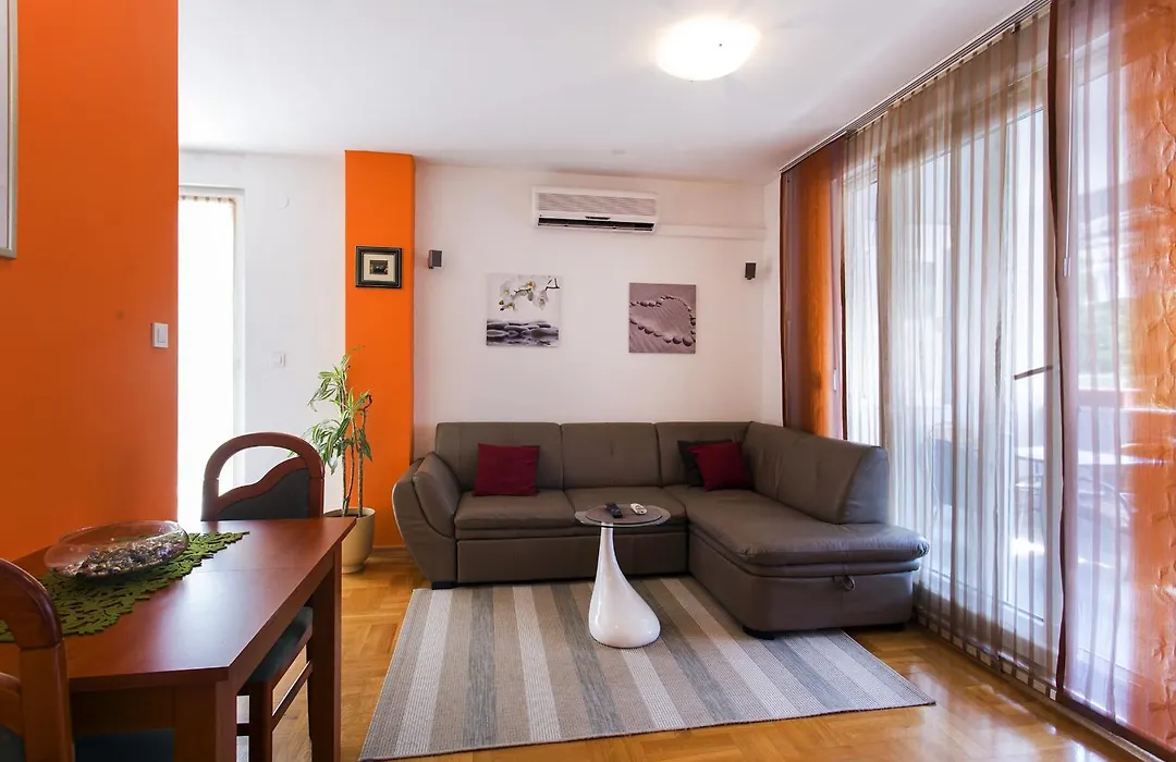 Apartments Zenta-1