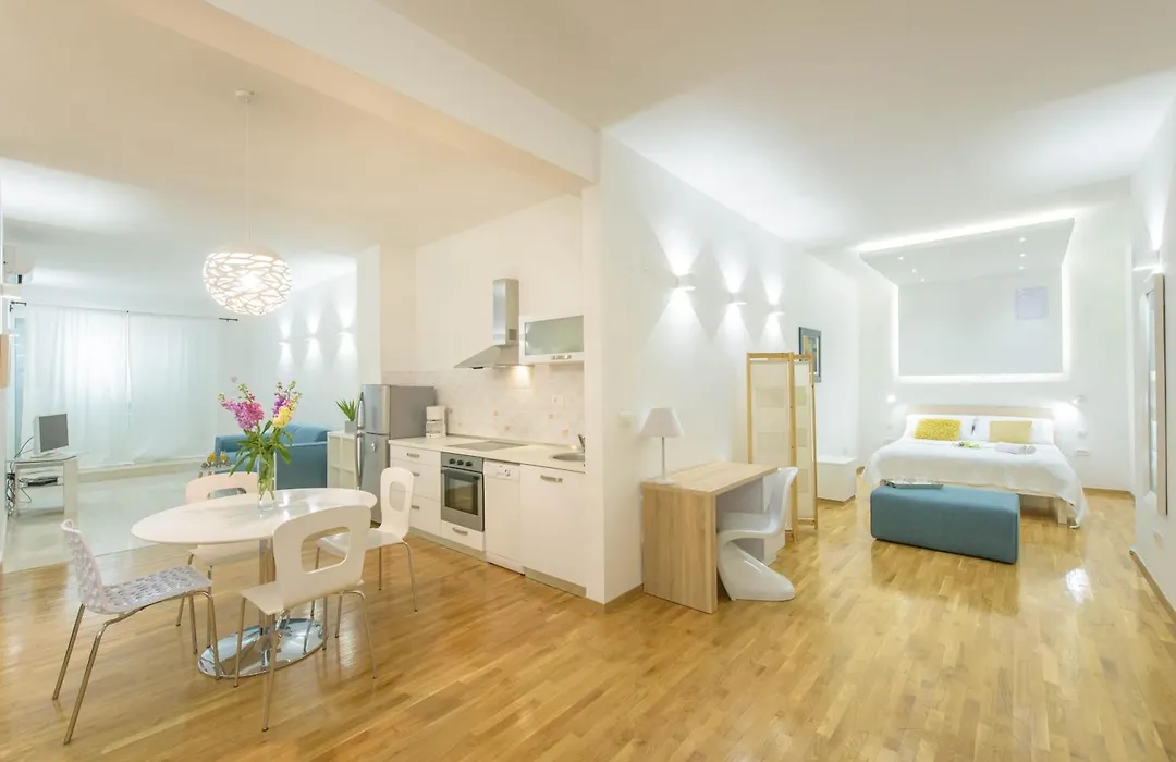 Deluxe Beach Apartments Renata-1