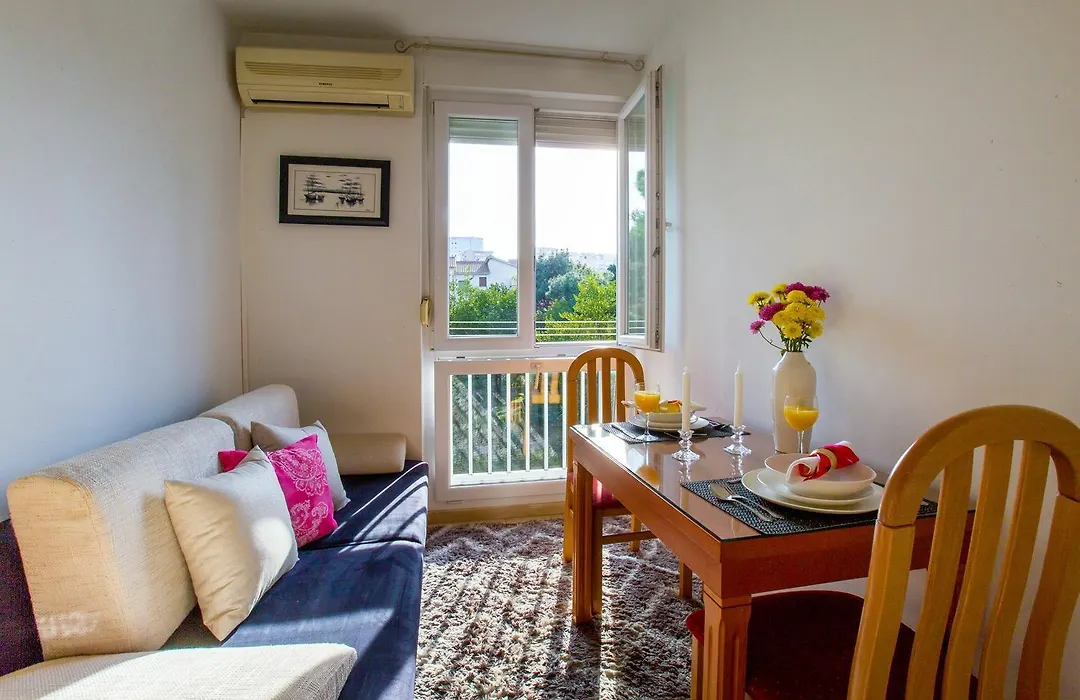Apartment Aura-1
