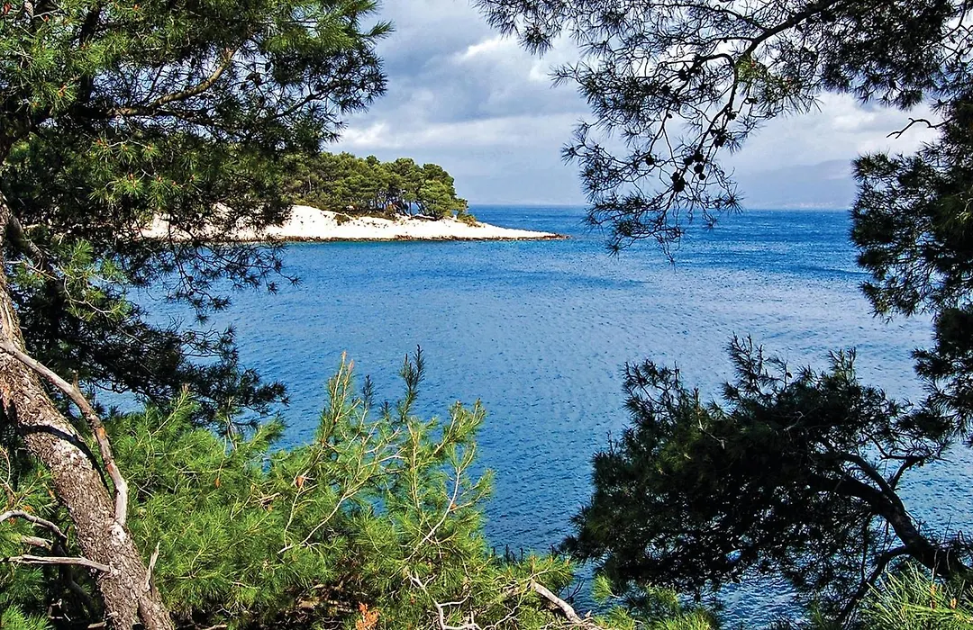 4 Bedroom Beach Front Home In Split-1