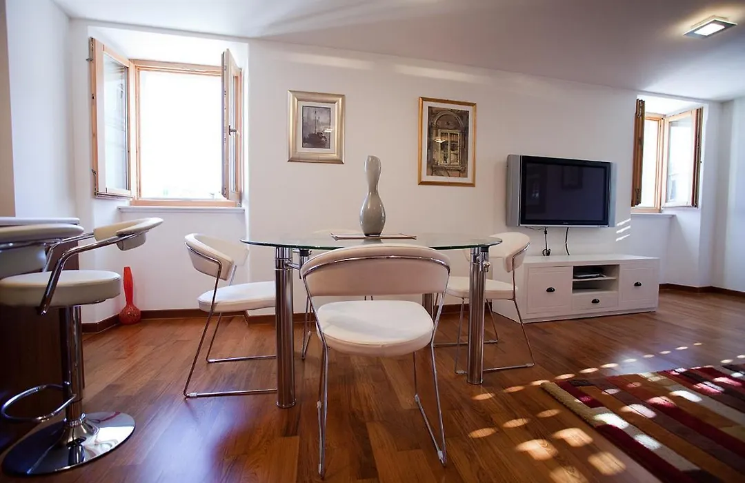 Peristil Apartment-1