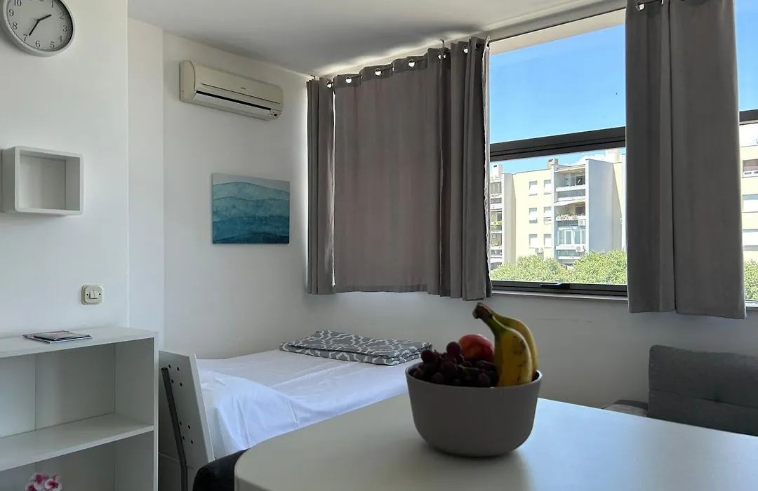 Studio Apartment Visoka-1