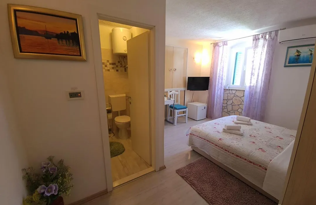 Private Room In The Center Of Split-1