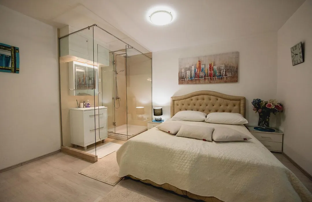 Apartment Dea-1