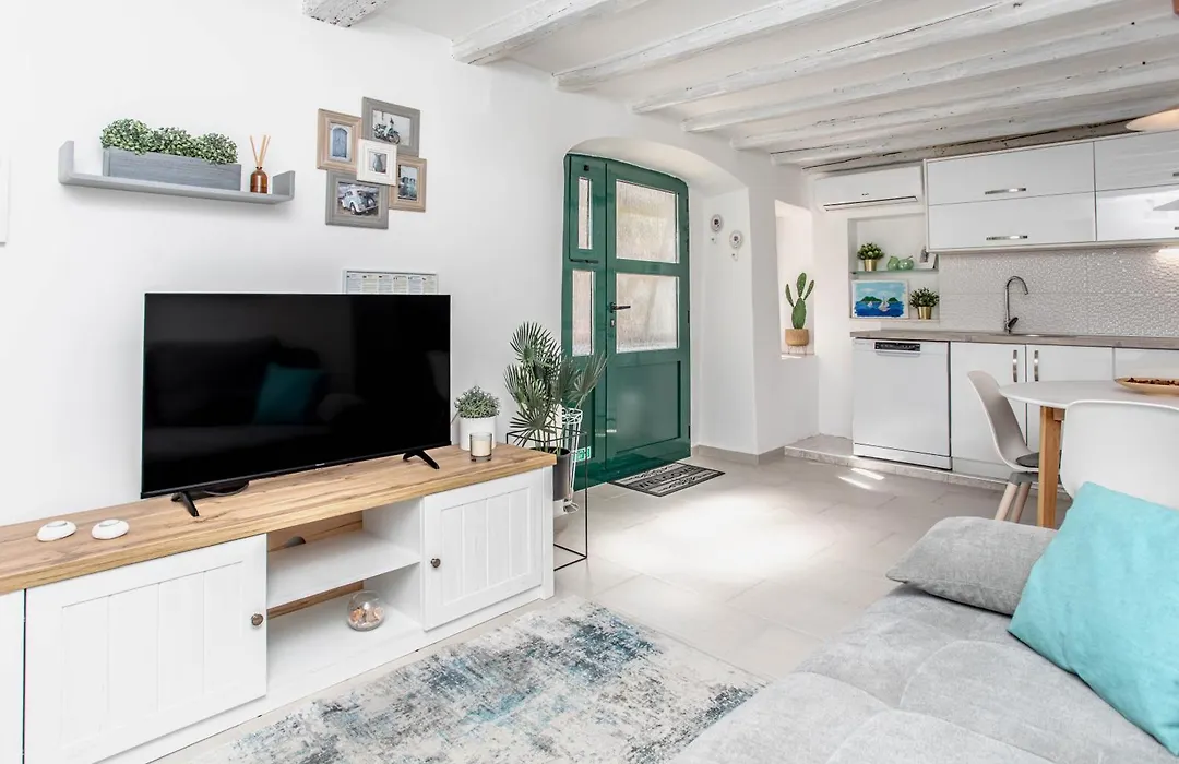 Apartman Dioniz-1